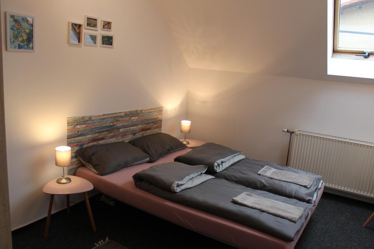 Aqua Apartments Satu Mare Luaran gambar